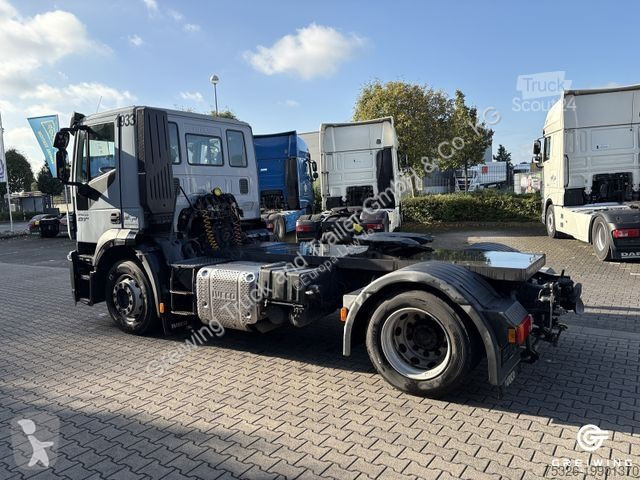 Camião Iveco AD 440 S 33 T/P