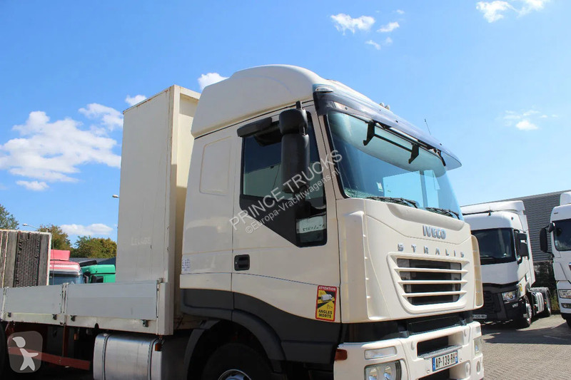 Camion Iveco 400 * EURO3 * 6X2 * LIFT * WINCH *...