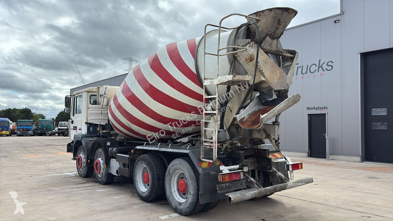 Camion MAN 32.343 (8X4 / BIG AX / GRAND PONT /...