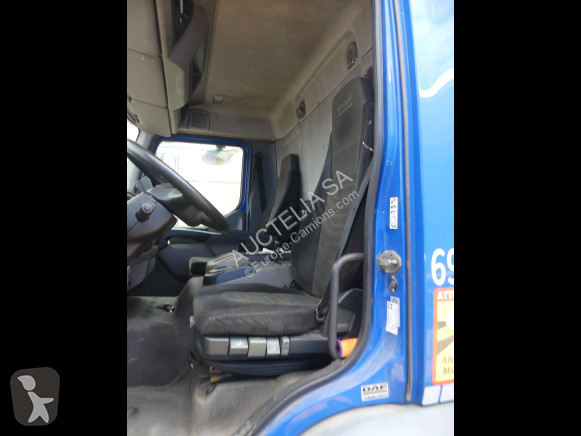 Camion DAF FA-
