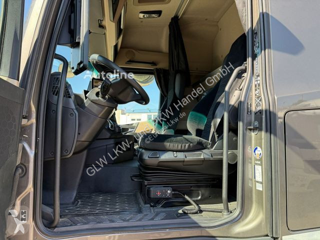 Camion remorque Mercedes ACTROS 1845
