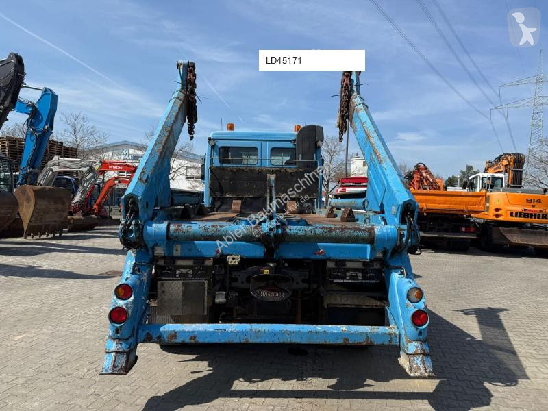 Camion Mercedes AK12