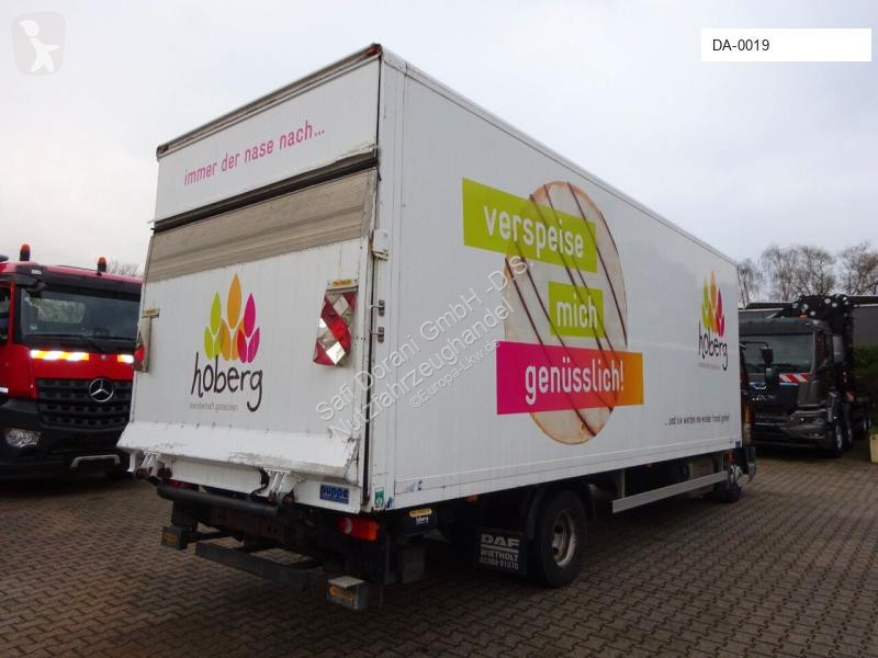 شاحنة DAF LF 220 Koffer mit Palfinger LBW 4x2