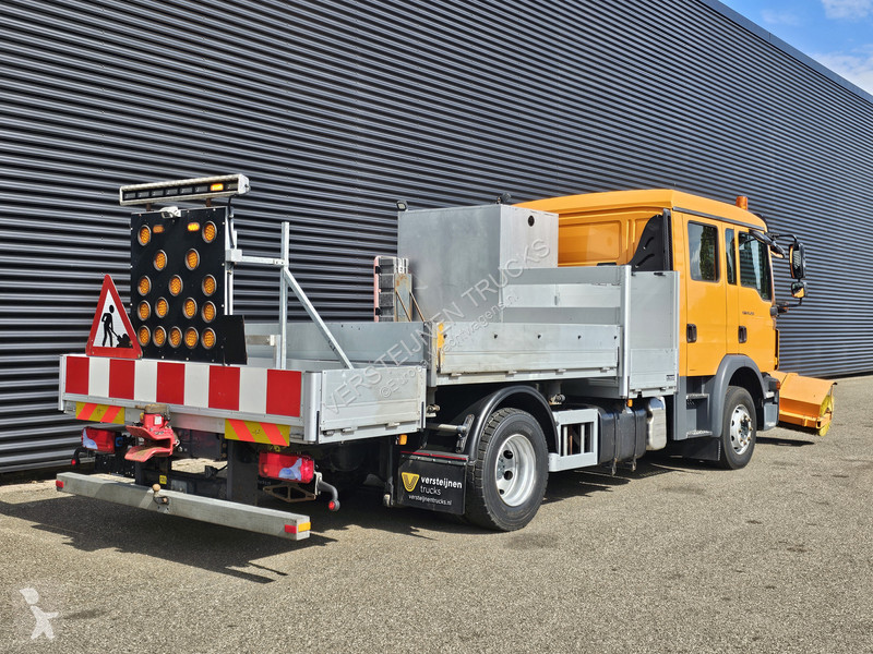 شاحنة MAN 15.240 BL / TIPPER / DOKA / VEEG /...