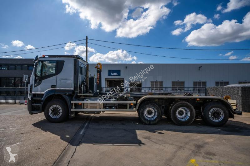 شاحنة Iveco 460