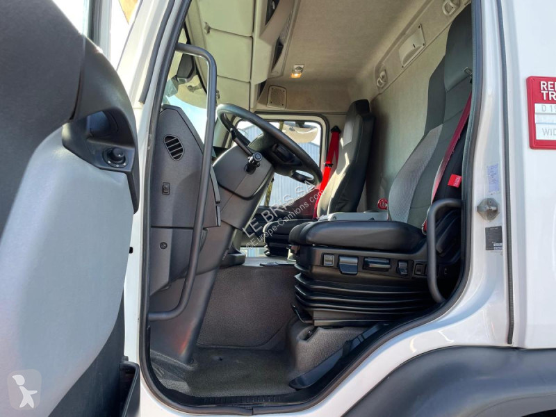 Camion Renault  D320.19