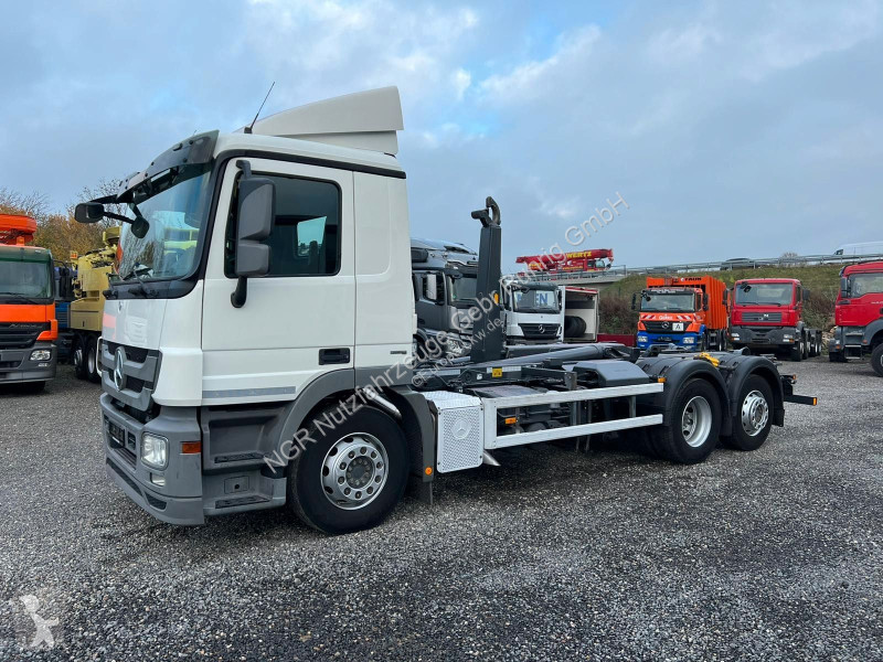 شاحنة Mercedes 2541 6X2 Meiller RK 20.65 Funk...
