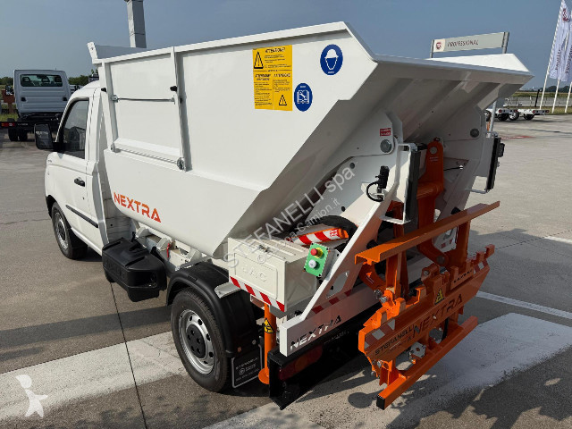 Véhicule utilitaire Piaggio Porter NP6 con...