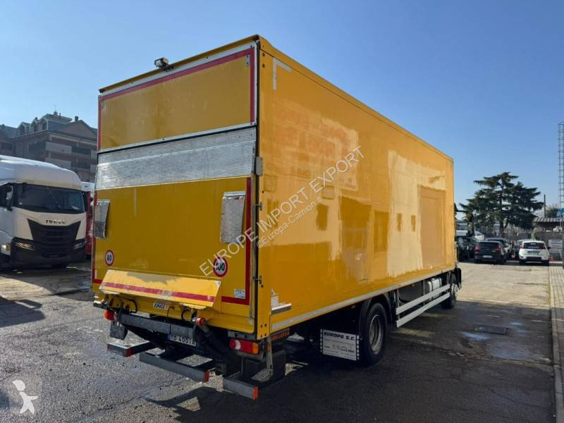 شاحنة Iveco