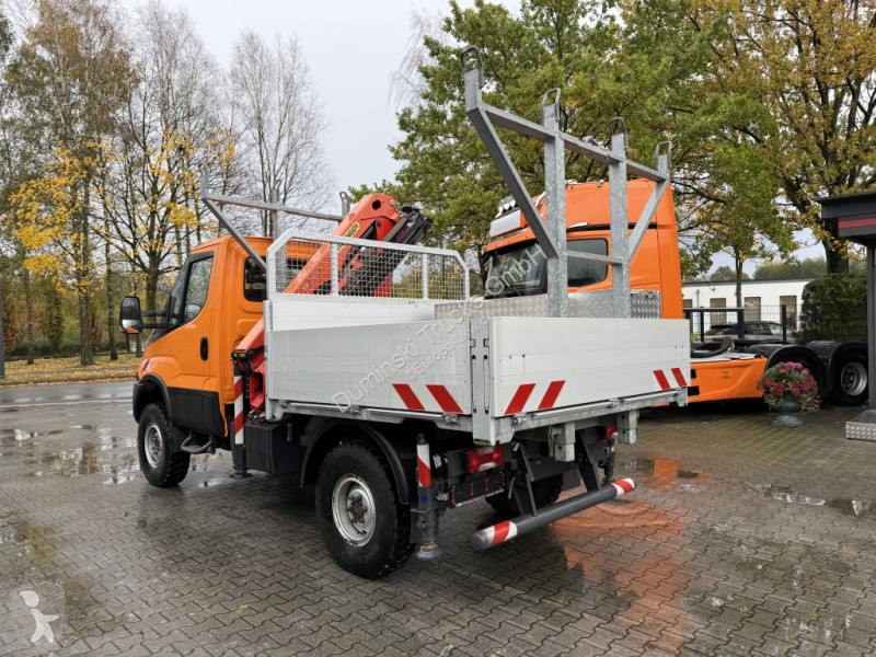 شاحنة Iveco 55S18W 4X4 Palfinger PK 7.501