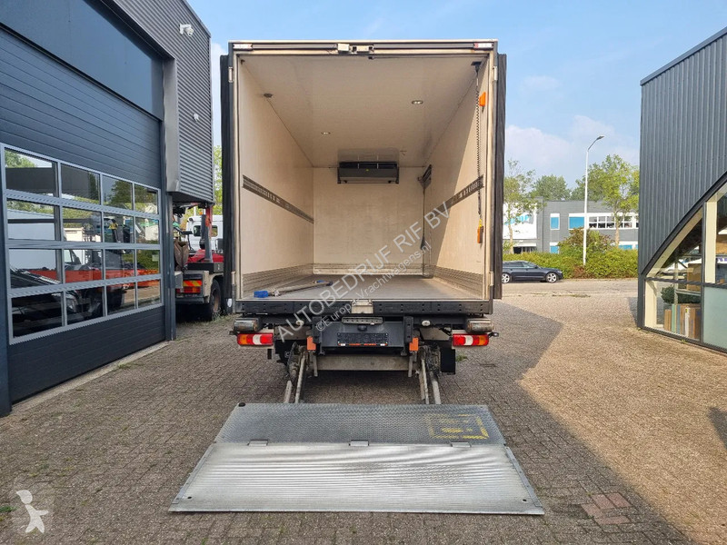 شاحنة Mercedes 1221 Kuhlkoffer/ Carrier 850/...