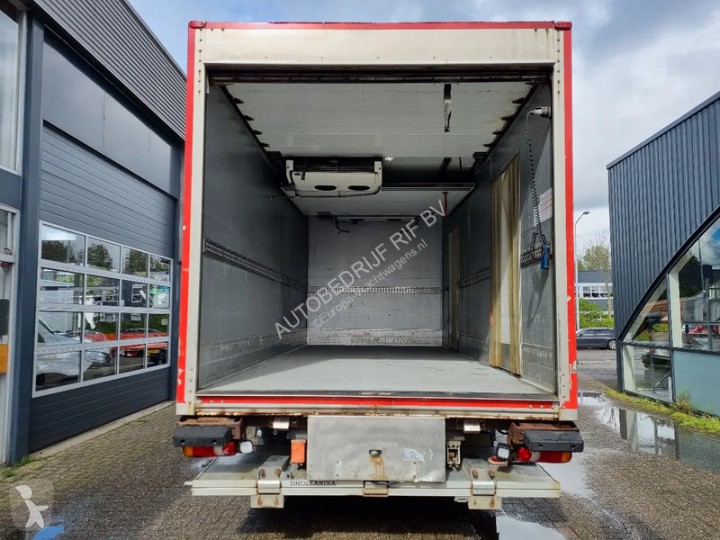 شاحنة Volvo 12240 Kuhlkoffer Carrier Supra 850...