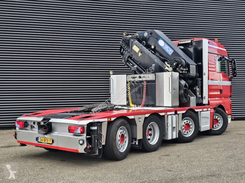 جرار MAN 37.480 8x2-6 / HMF 85 t/m CRANE / KRAN