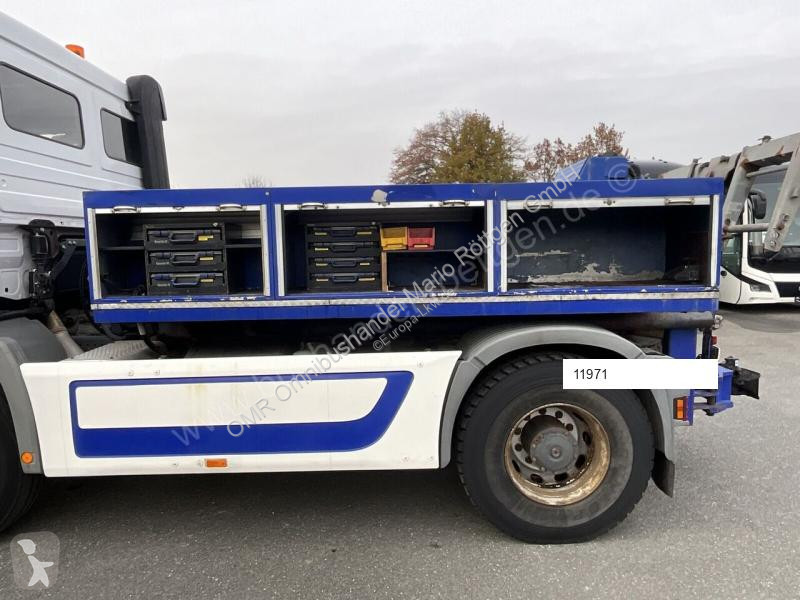 Mercedes 2031 Abschlepper truck