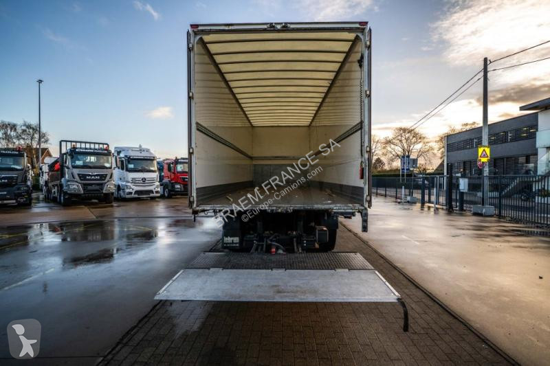 شاحنة Iveco  STRALIS 400 CNG +DHOLLANDIA