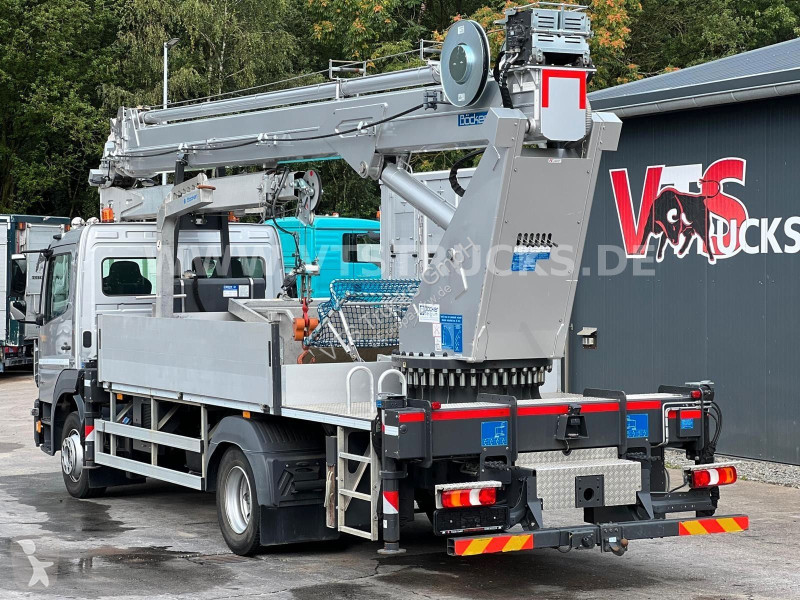 شاحنة Mercedes 1223 4x2 Böcker-Dachdeckerkran