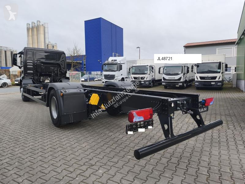 شاحنة MAN TGM 4x2 BL CH Fahrgestell Euro 6...