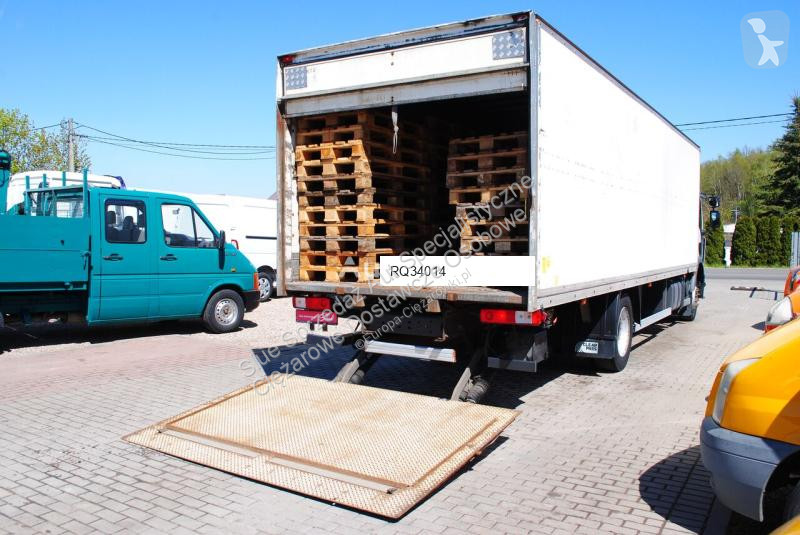 شاحنة Renault 280 Kontener Winda