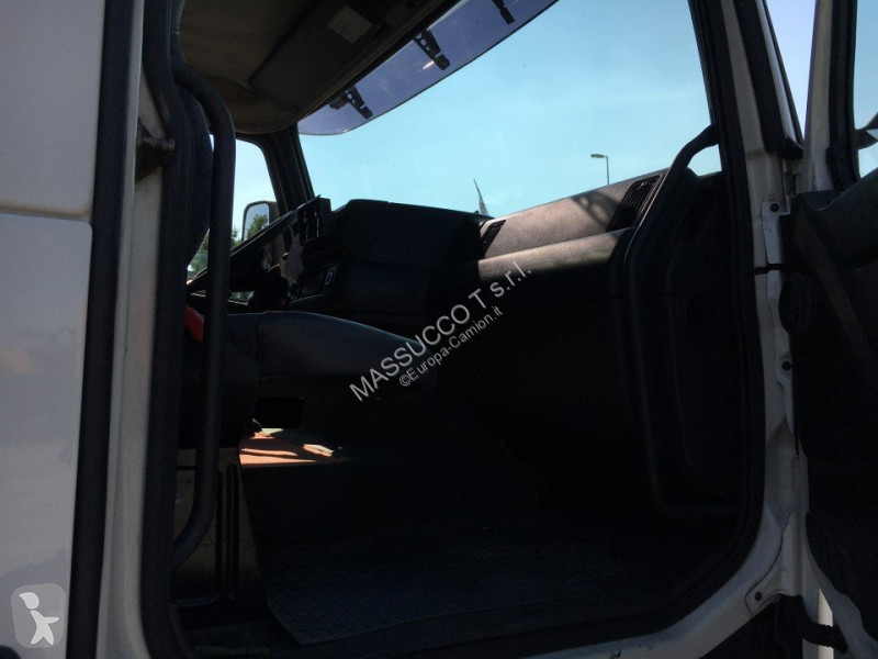 شاحنة Volvo 420