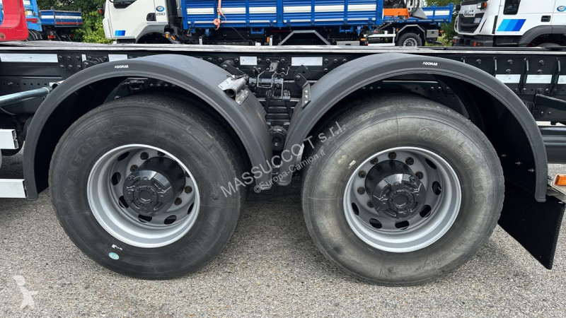 شاحنة Scania R650 8x4