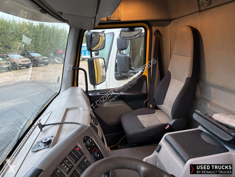 شاحنة Renault DISTRIBUTION
