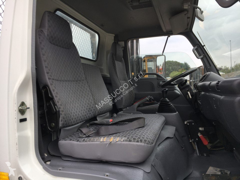 Грузовик Isuzu NQR175.75