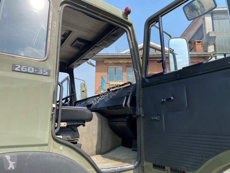 شاحنة Iveco