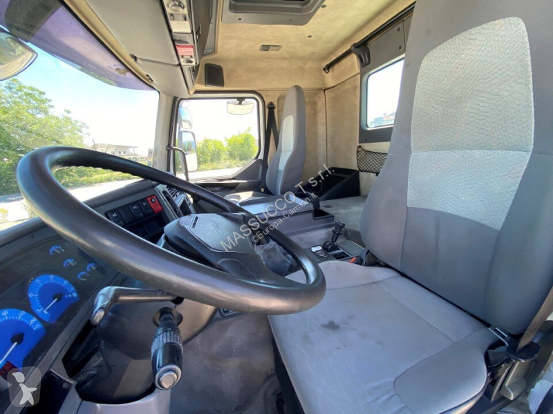 شاحنة Renault 370 6x2