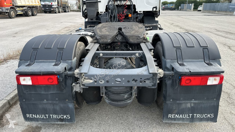 شاحنة Renault T460 4x2