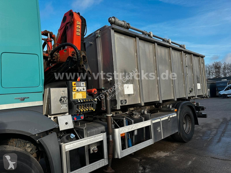 شاحنة Mercedes 1833 L 4x2...