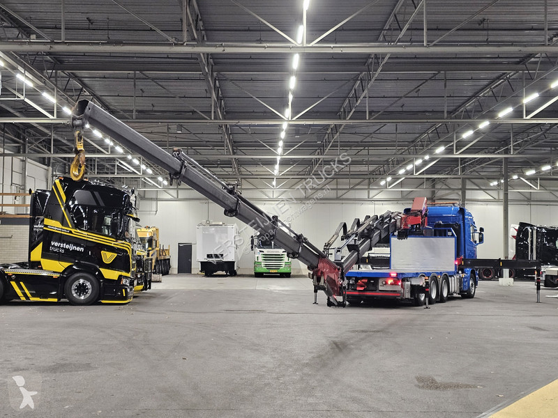 شاحنة Scania 490 8x4*4 / HMF 5020 + JIB