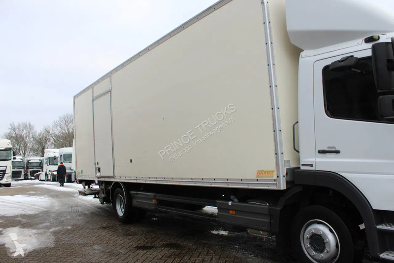 شاحنة Mercedes 1224 * EURO5 * 4X2 *