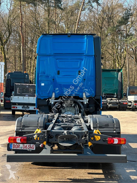 شاحنة Mercedes 2553 L 6x2 LL...