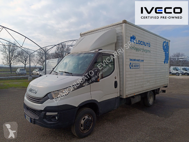 Véhicule utilitaire Iveco IVECO DAILY 35C14 BOX...