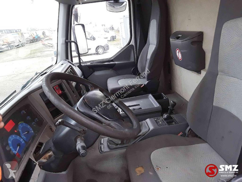 شاحنة Renault 270 14000L 4 comp