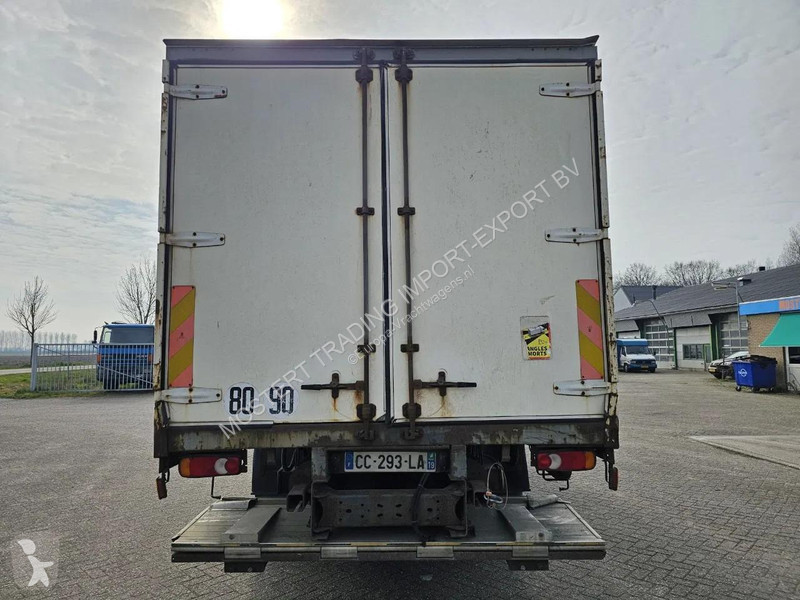 شاحنة Renault 270 DXI Renault 270 DXI – 4x2 –...