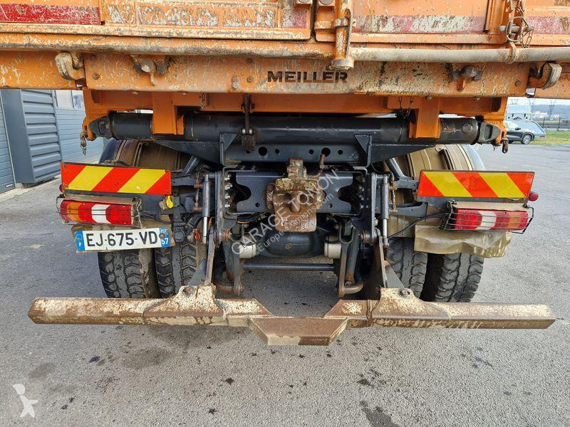 شاحنة Mercedes 3243