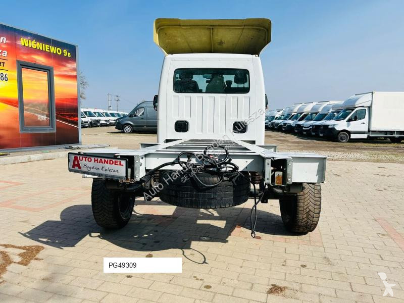 Лекотоварен автомобил Renault T35