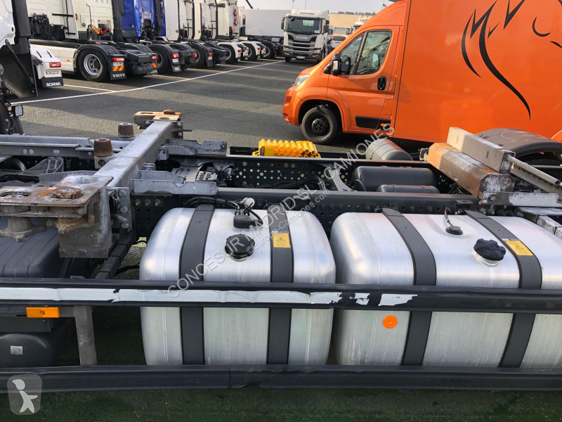شاحنة Mercedes  2648 L CHASIS + BDF