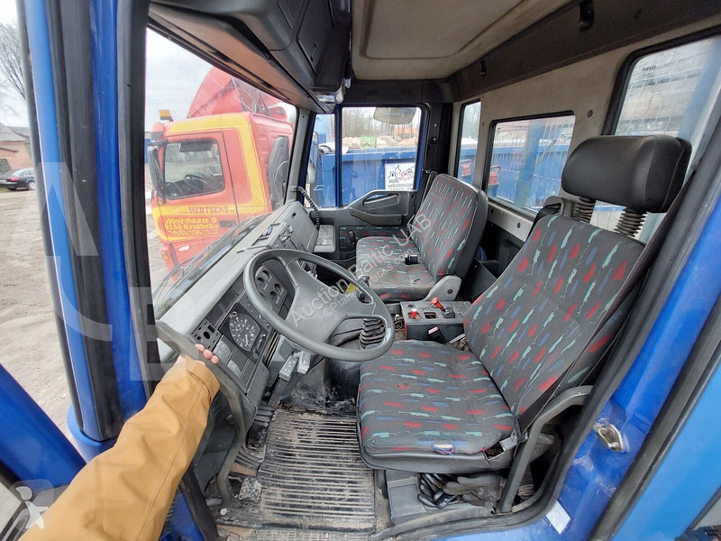Lastbil Iveco 180E18