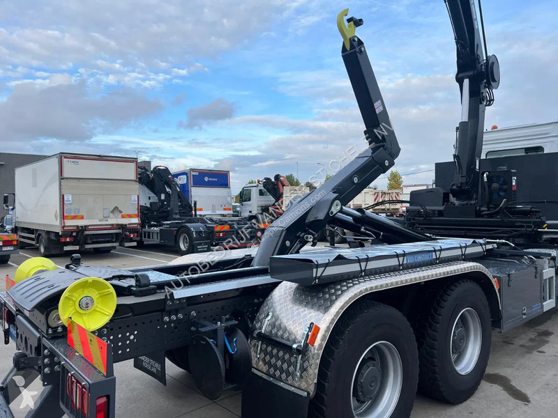 Camion Mercedes AROCS 2640 - HIAB X-HiDuo...