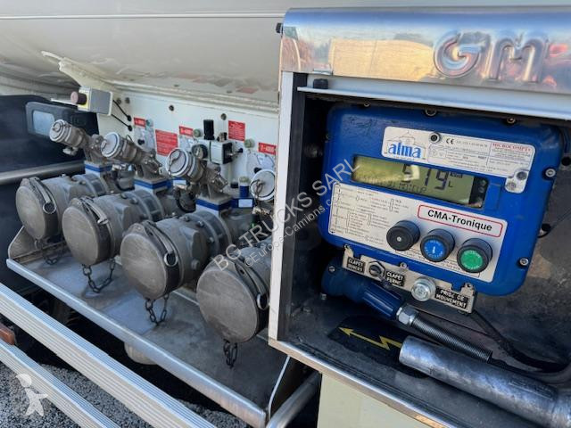 شاحنة Volvo 260 FE