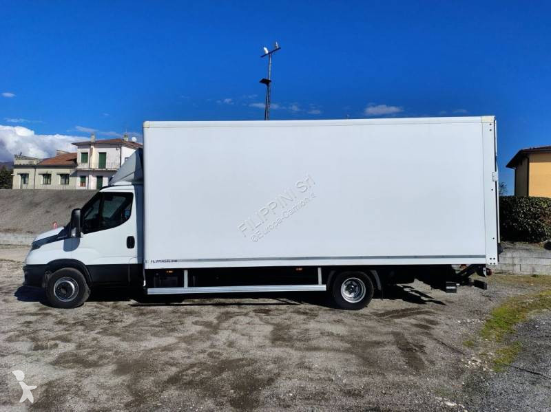 شاحنة Iveco