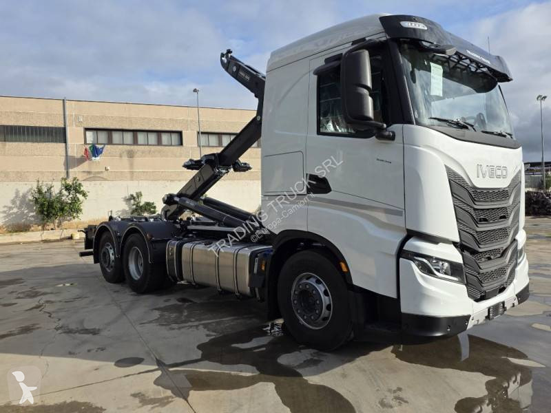 شاحنة Iveco