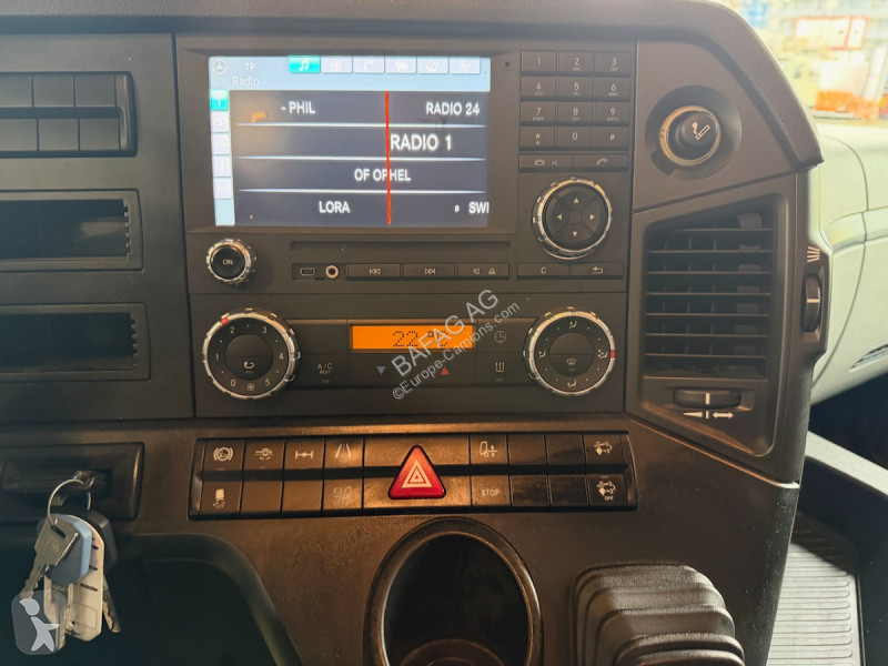شاحنة Mercedes antos 1840