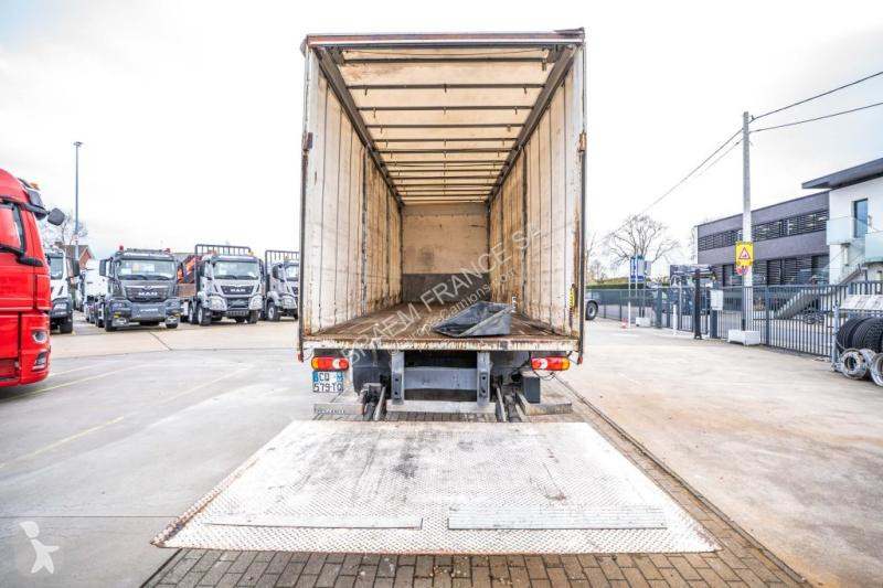 شاحنة Renault  MIDLUM 270 DXI + DHOLLANDIA 2TON