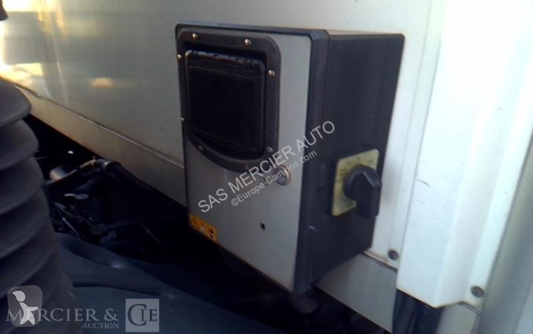 شاحنة Iveco
