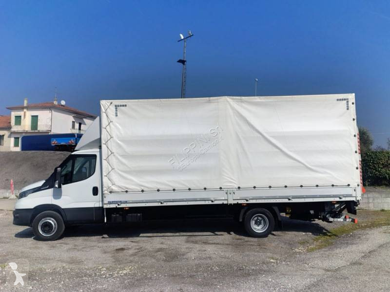 شاحنة Iveco