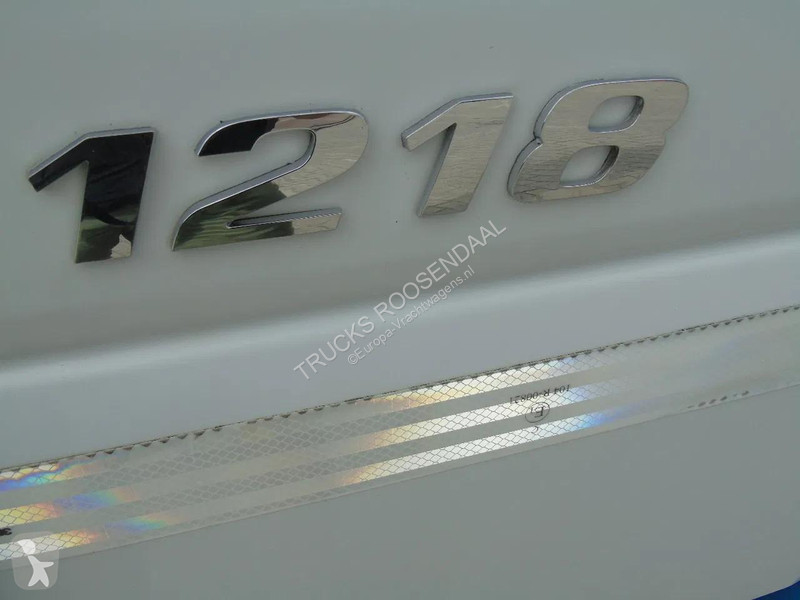 شاحنة Mercedes 1218 + euro 5 + lift