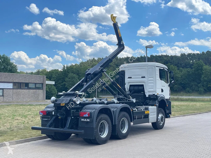 شاحنة MAN 33.440 MAN  33.440 6x6 Euro6e Hyva